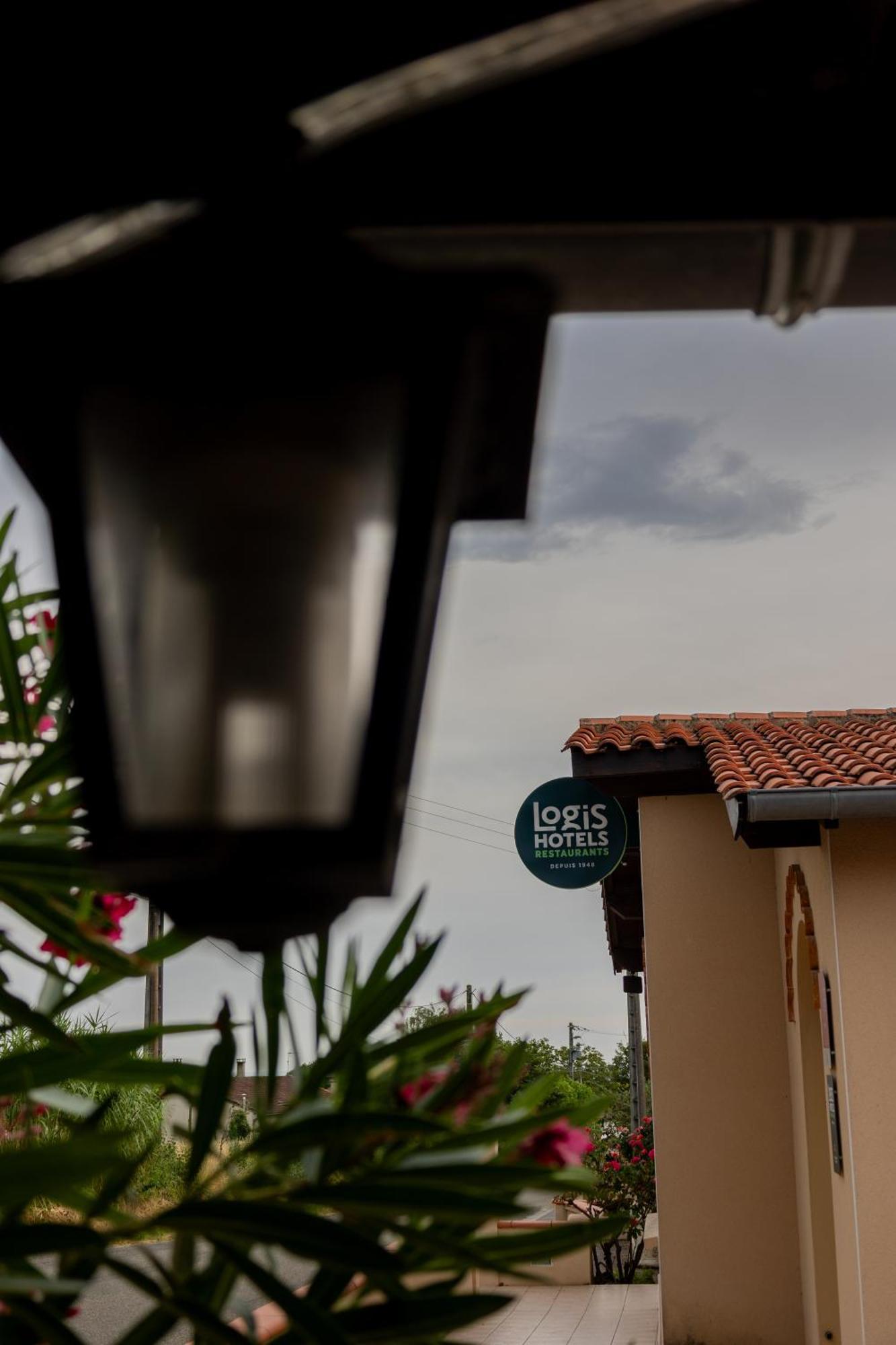 Logis Des Cretes De Pignols Hotel Moissac Bagian luar foto