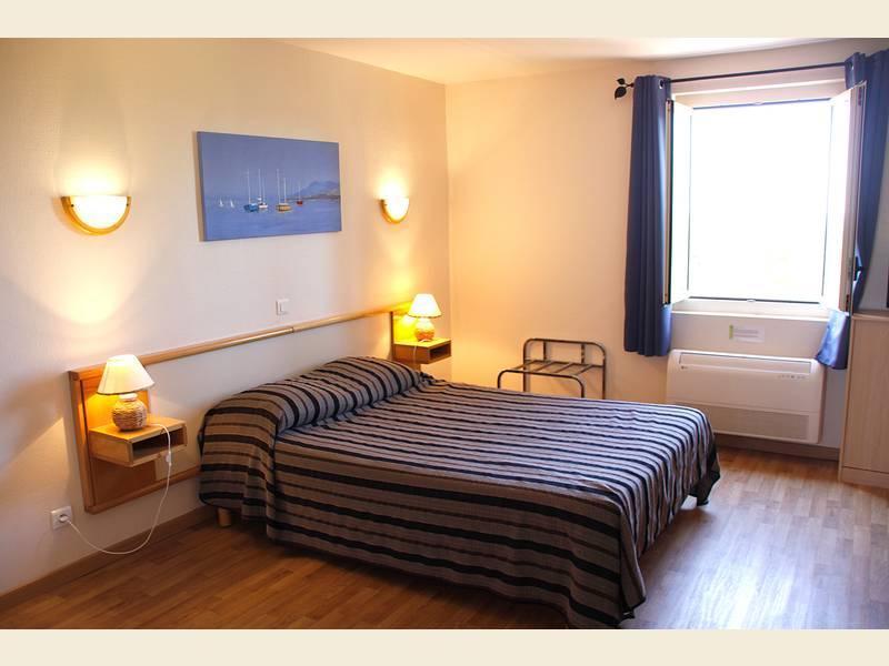 Logis Des Cretes De Pignols Hotel Moissac Bagian luar foto